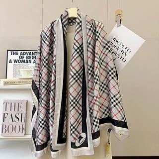 Burberry Lenço longo de seda