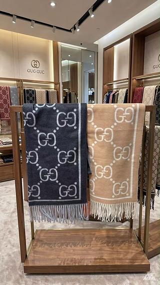 Gucci lenço cachecol