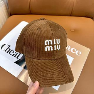 Miumiu boné