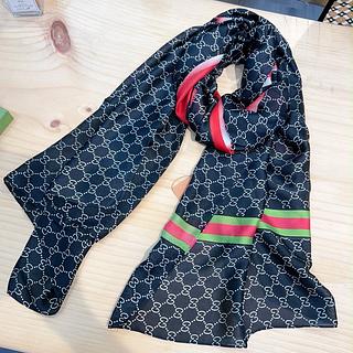 Gucci Lenço longo de seda