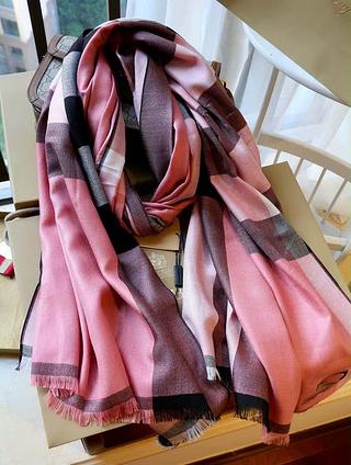 Burberry lenço cachecol
