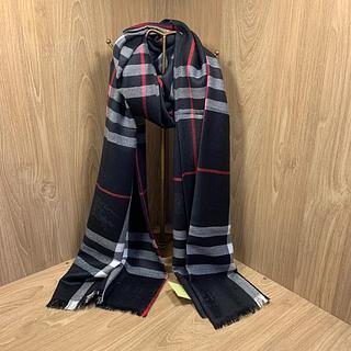 Burberry lenço cachecol