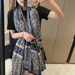 Dior lenço cachecol