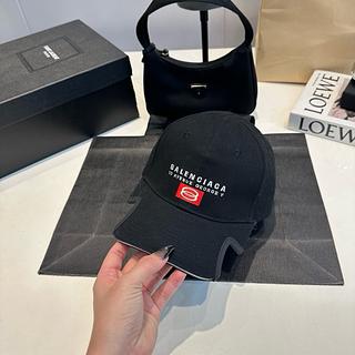 Balenciaga boné