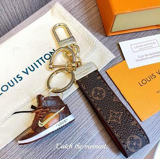 LV chaveiro