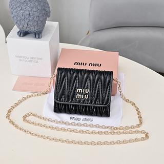 Miumiu carteira com alça