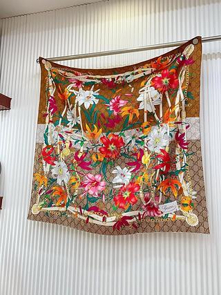Gucci lenço seda quadrado 90*90