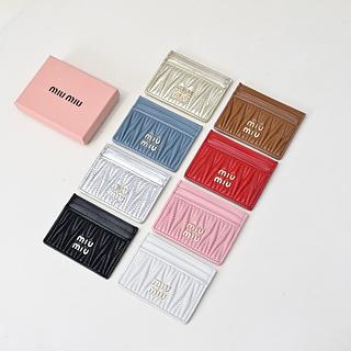 Miumiu porta cartão