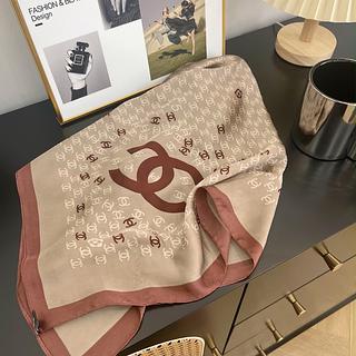 Chanel lenço seda quadrado70*70