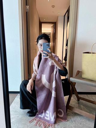 Chanel lenço cachecol