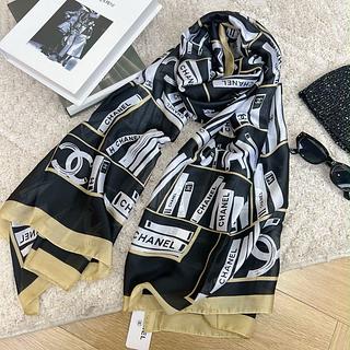 Chanel Lenço longo de seda