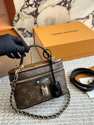 LV bolsa
