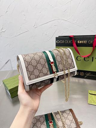 Gucci carteira com alça