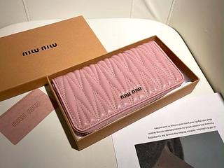 Miumiu carteira