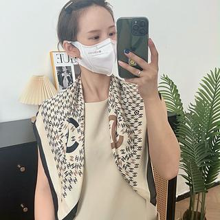 Chanel lenço seda quadrado70*70
