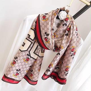 Gucci Lenço longo de seda